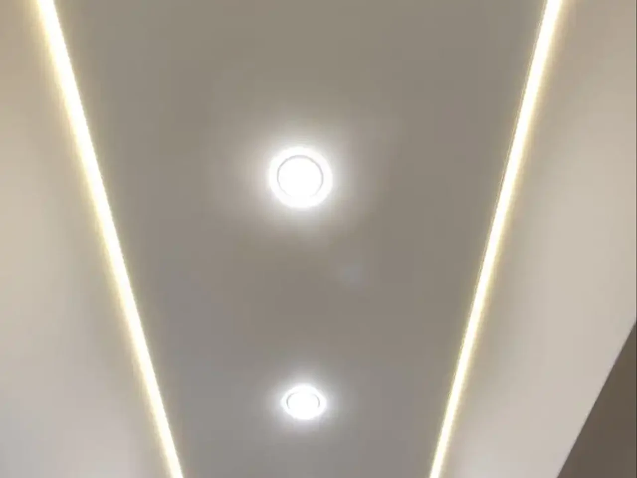 Натяжные стены